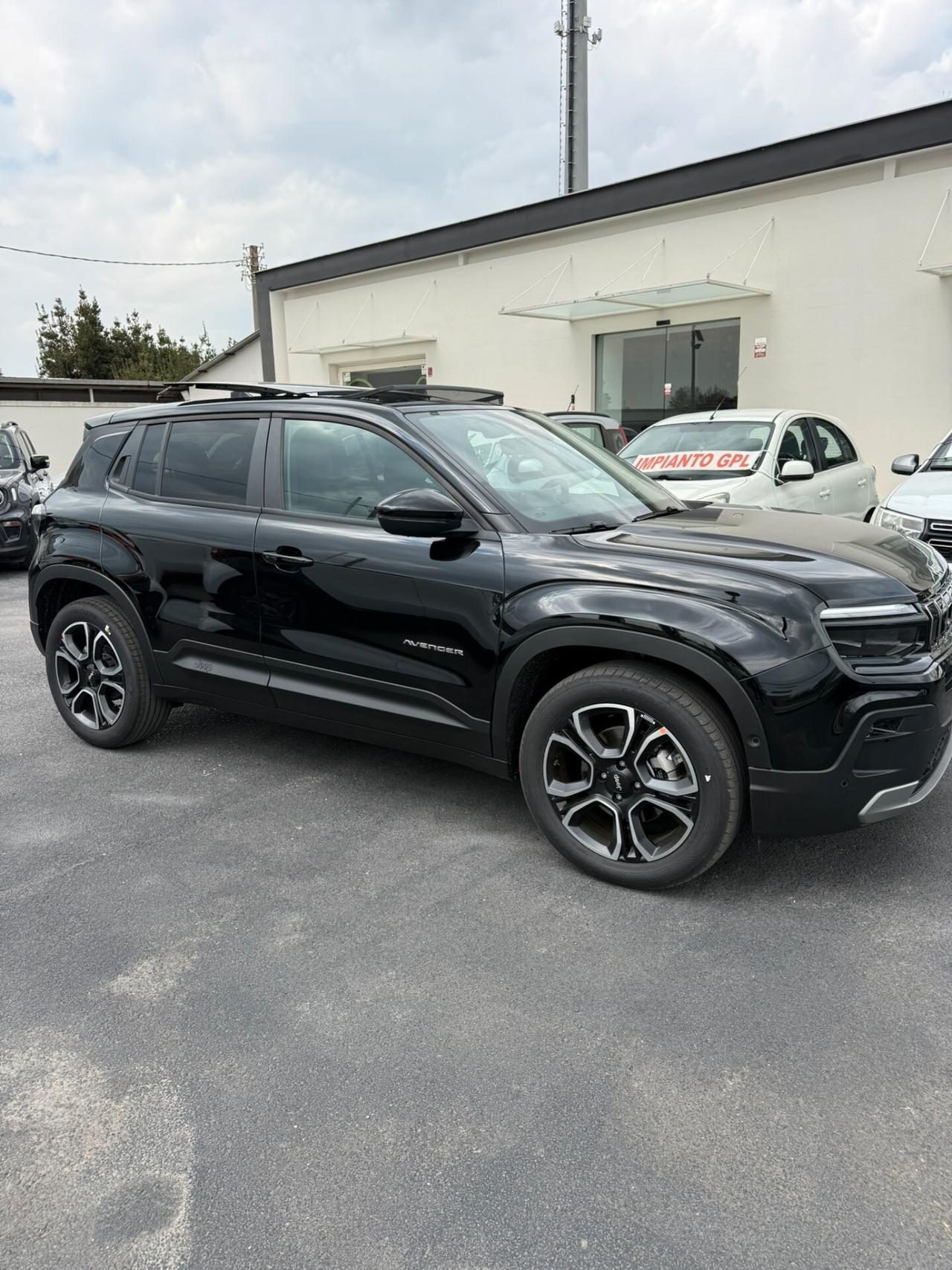 Jeep Avenger 1.2 Turbo 110 CV MHEV Summit 12/2025