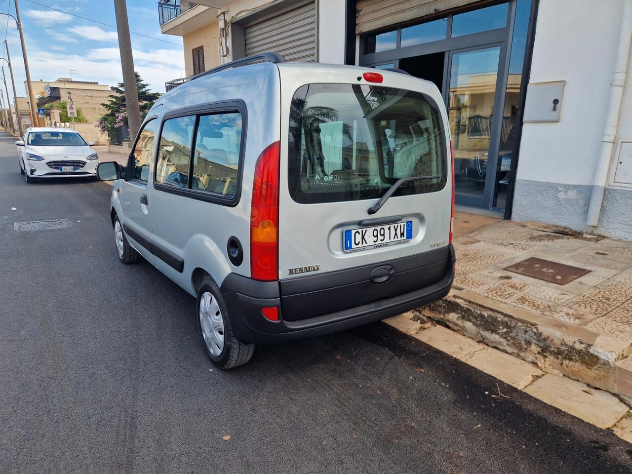Renault Kangoo 1.2 4p. Km 131000