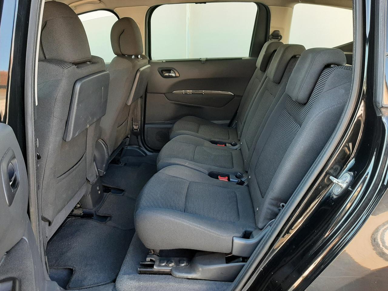 Peugeot 5008 1.6 HDi 112CV Active