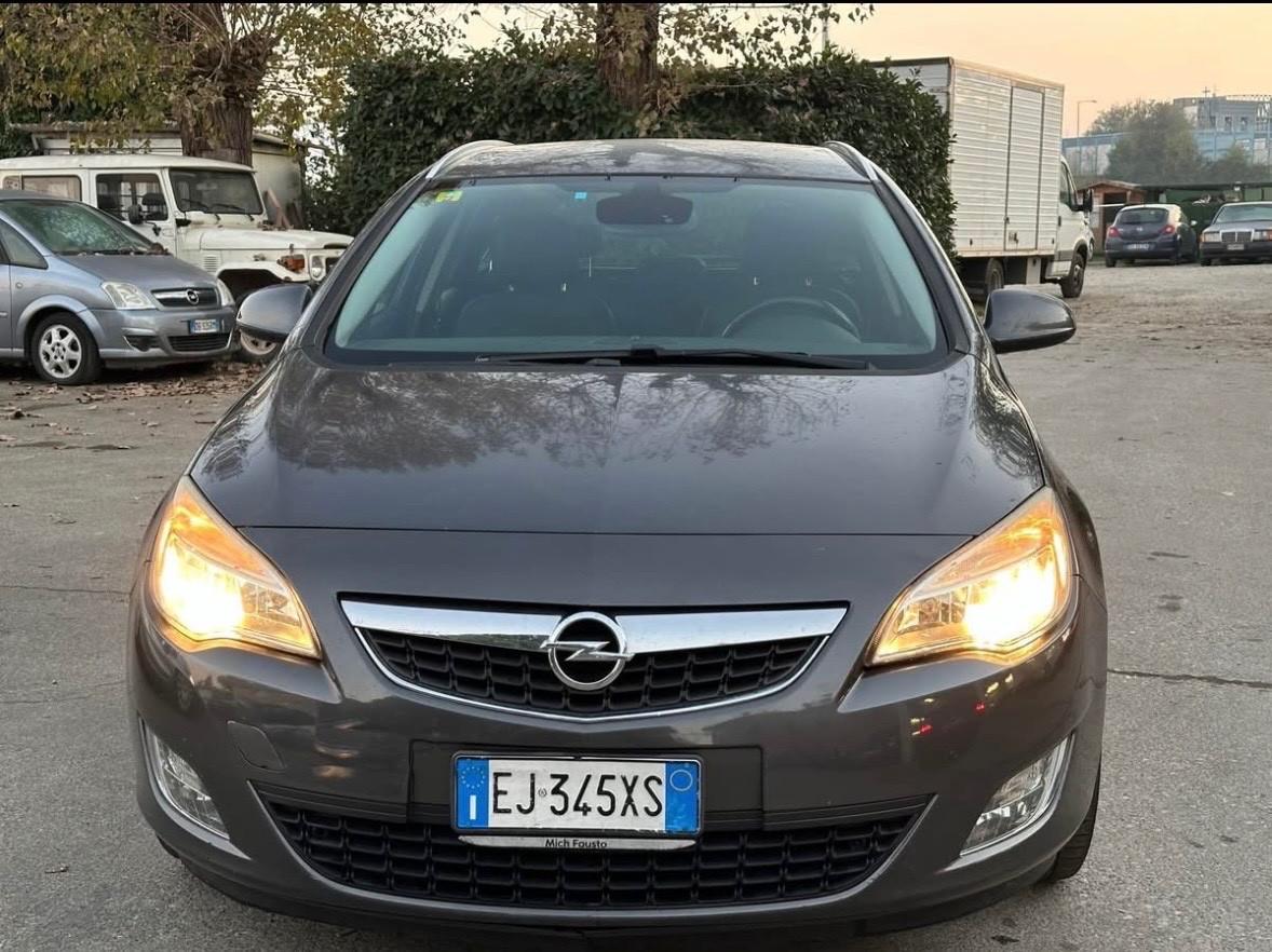Opel Astra 1.7 CDTI 125CV Sports Tourer Cosmo
