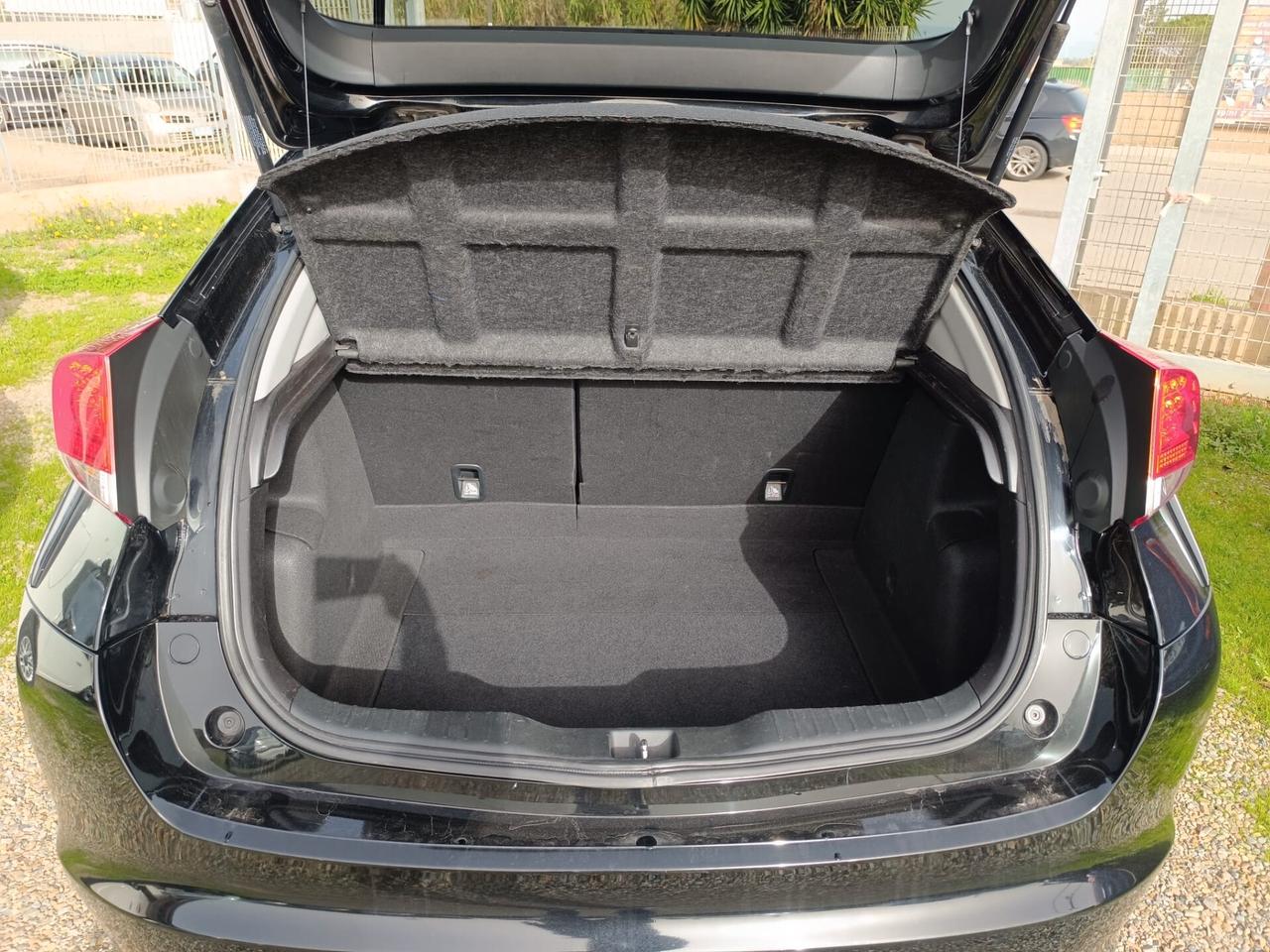 Honda Civic 1.4 i-VTEC Elegance