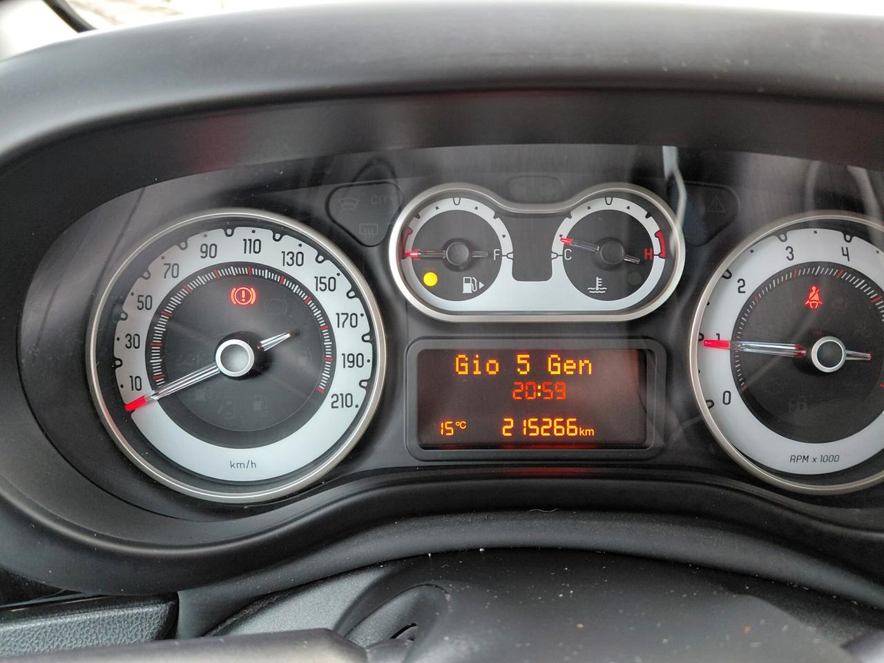 Fiat 500L 1.6 Multijet 105 CV Trekking