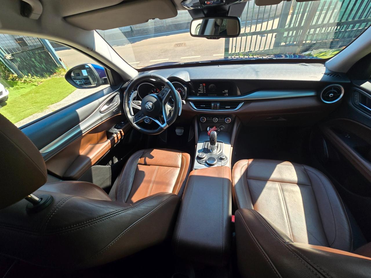 Alfa Stelvio 2.2D 210CV AT8 Q4 104000KM-2018