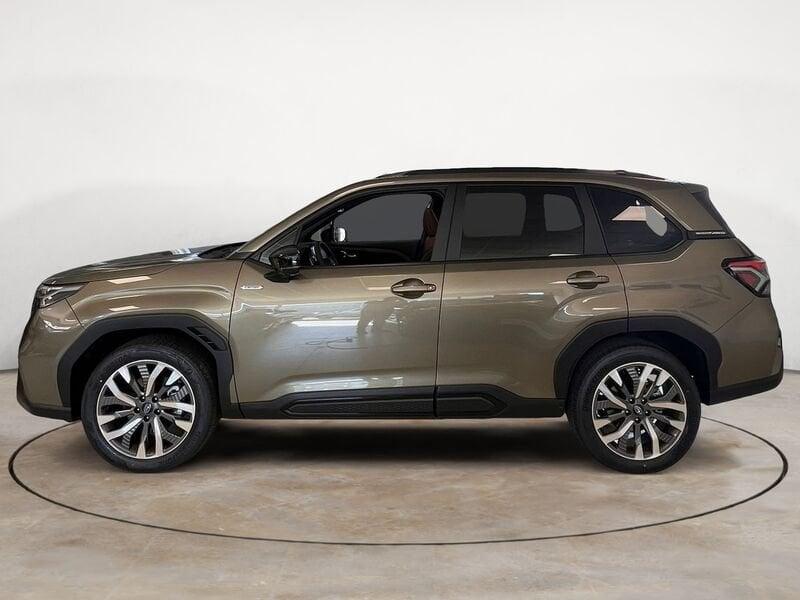 Subaru Forester 2.0 e-Boxer Premium auto