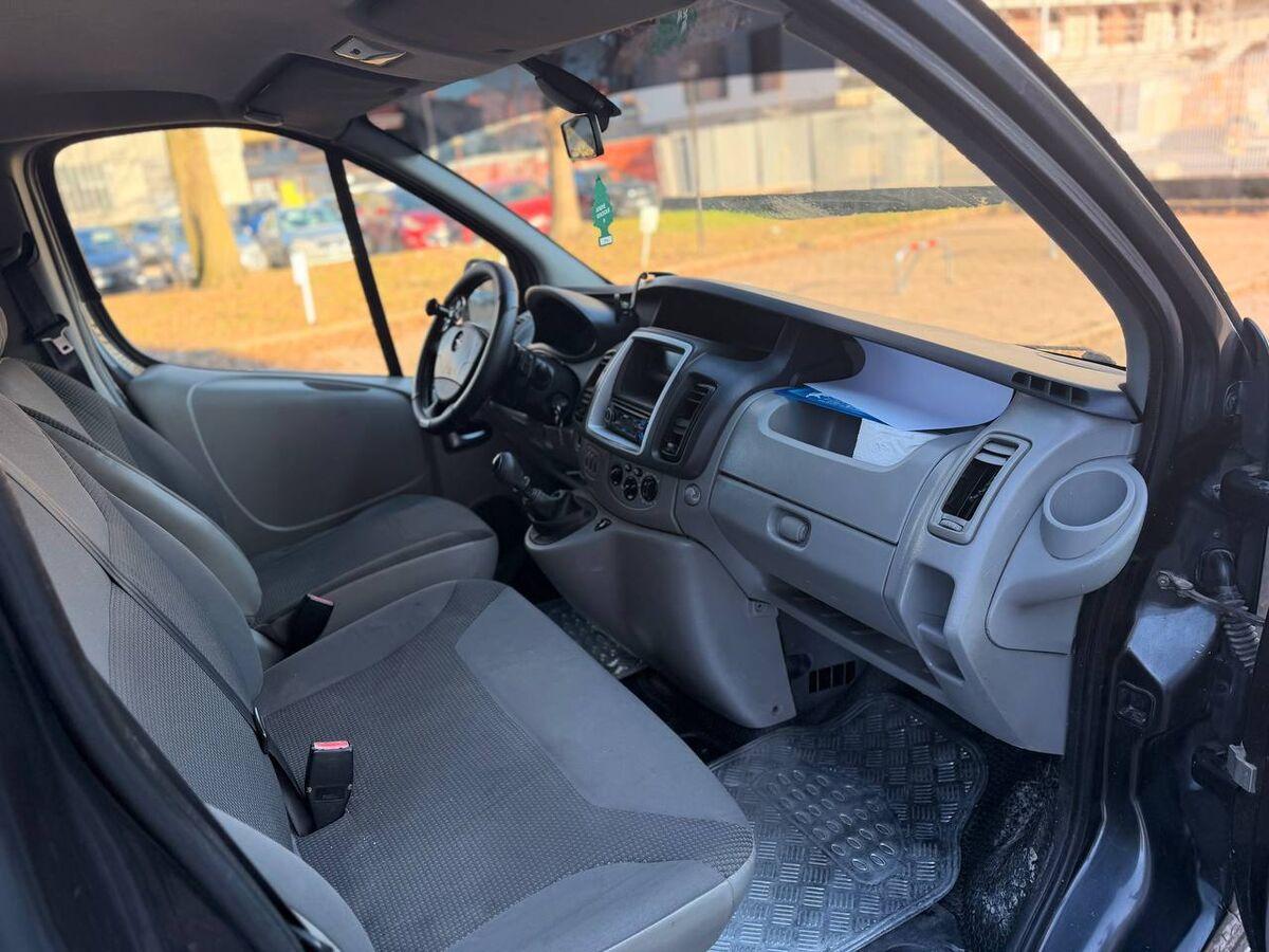 Opel Vivaro 29 2.0 cdti 120cv L2H1 combi E5