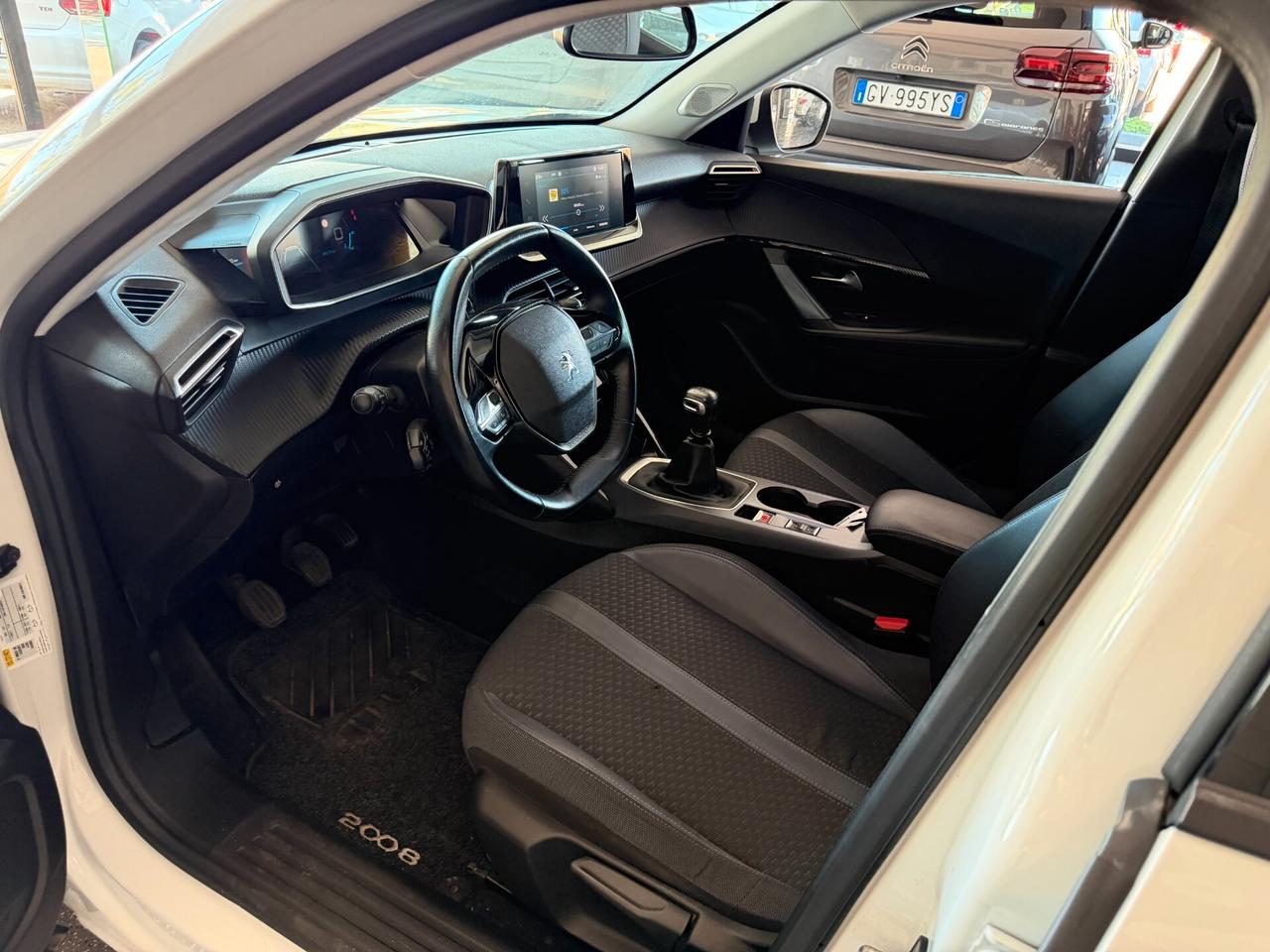 Peugeot 2008 PureTech 130 S&S Allure (96kw)