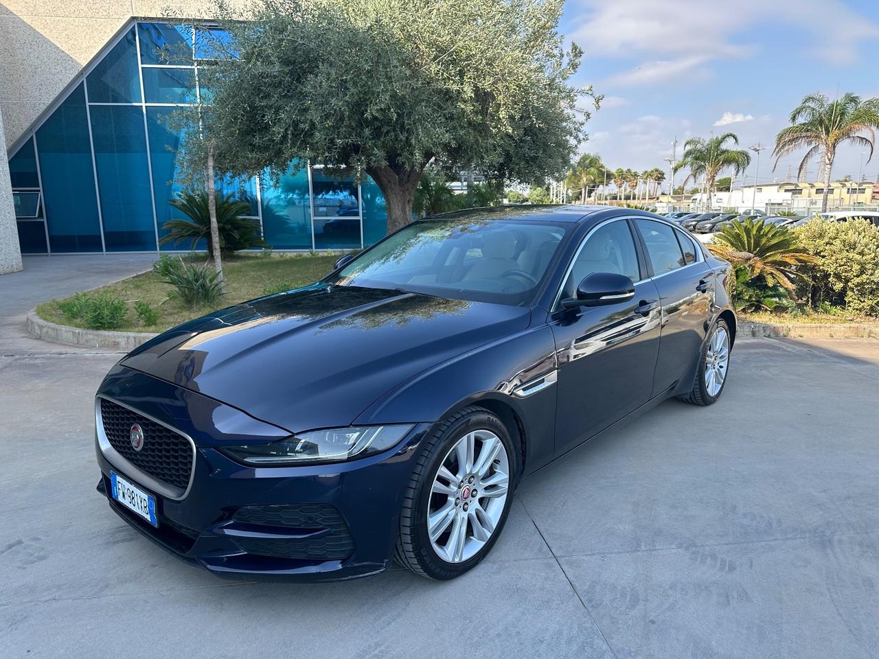 Jaguar XE 2.0d i4 S 180cv auto Offerta T-stock prezzo imperdibile