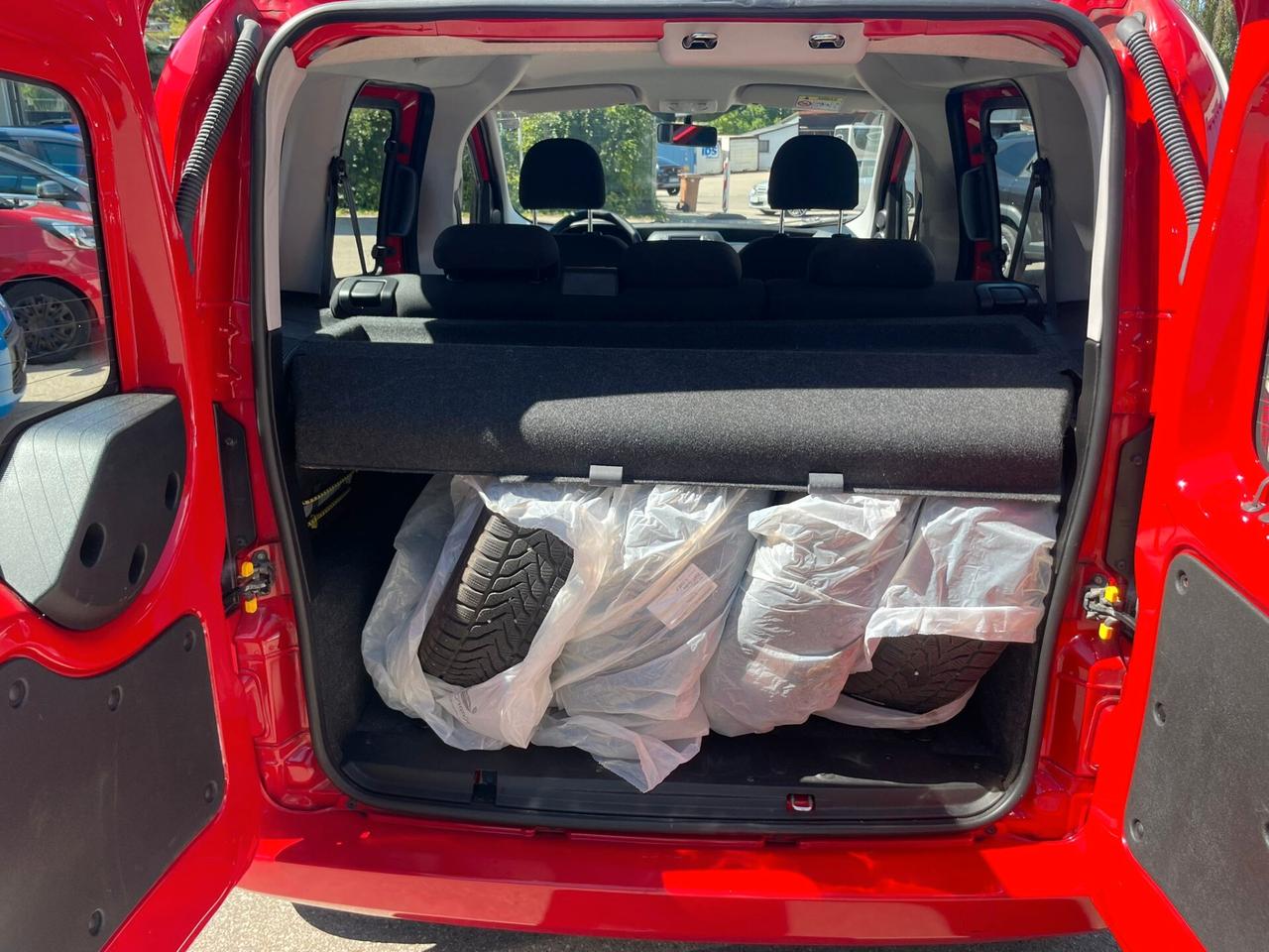 Fiat Qubo 1.4 8V 77 CV Lounge SOLI 17400 KM