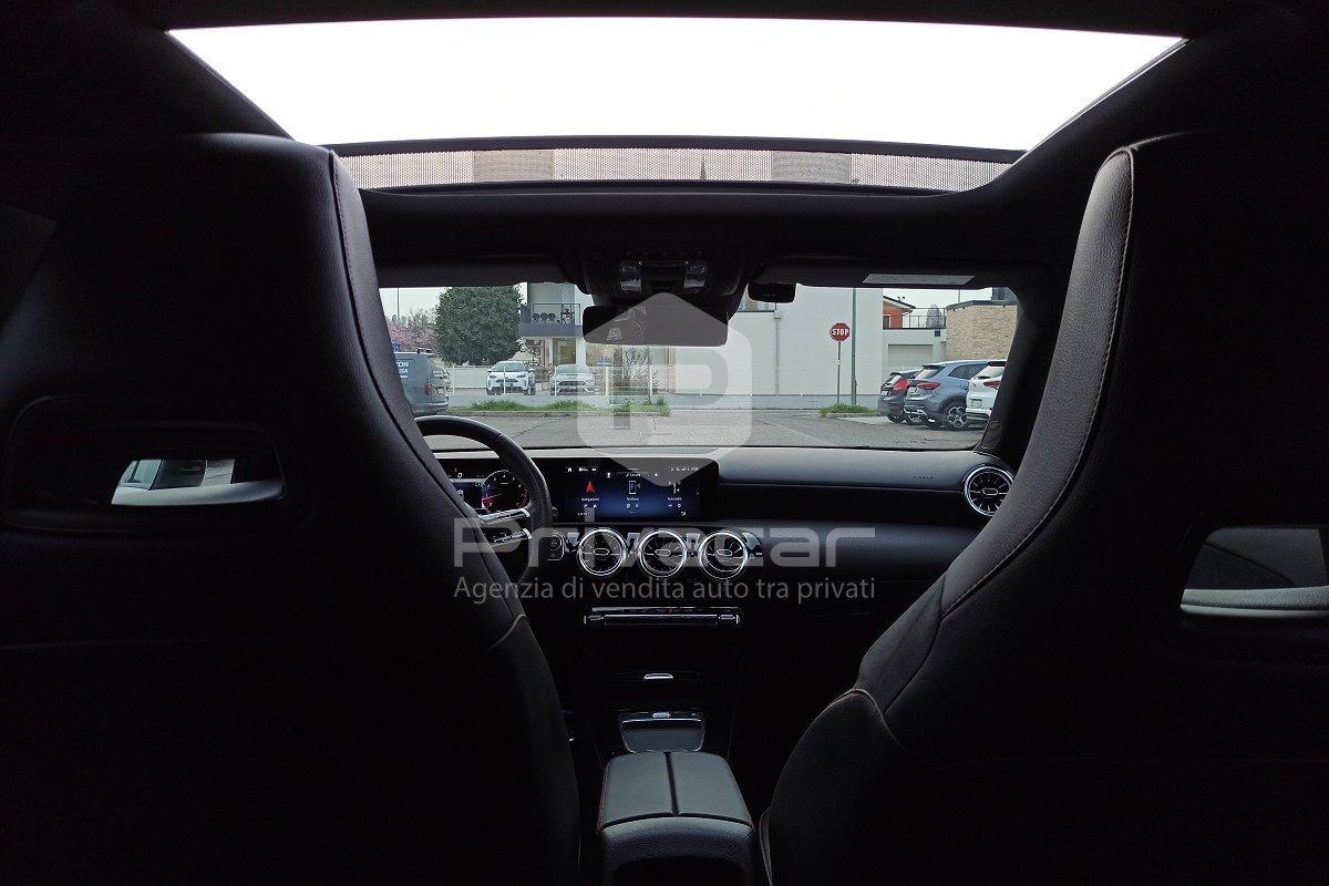 MERCEDES A 180 Automatic AMG Line Premium Plus