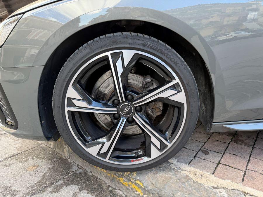 AUDI A4 SW 2.0 TDI HYBRID SLINE CERTIFICATA ITALIA