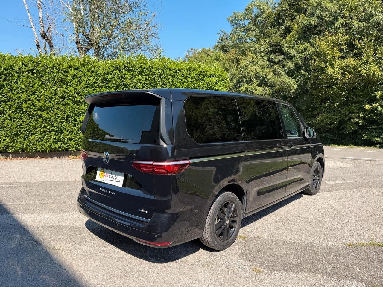 Volkswagen Multivan T7 1.4 TSI eHybrid Style Bulli VW UFFICIALE