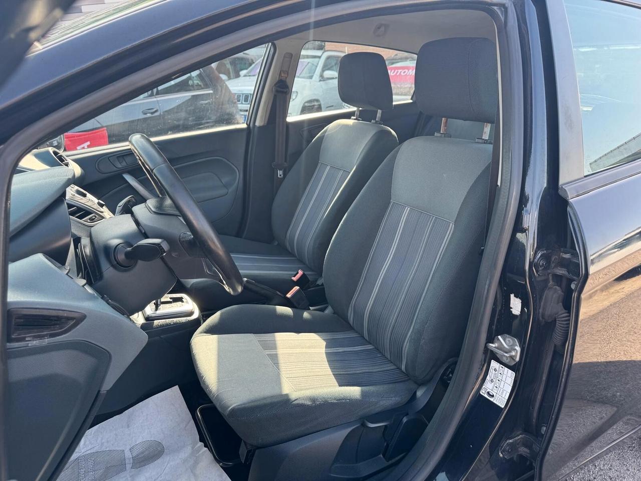 Ford Fiesta 1.4 BENZ 97CV AUTOMATICA 5P 2010