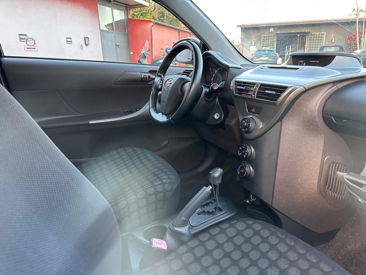 Toyota iQ 1.0 Multidrive Aut. Cerchi Permute Rate GARANTITA