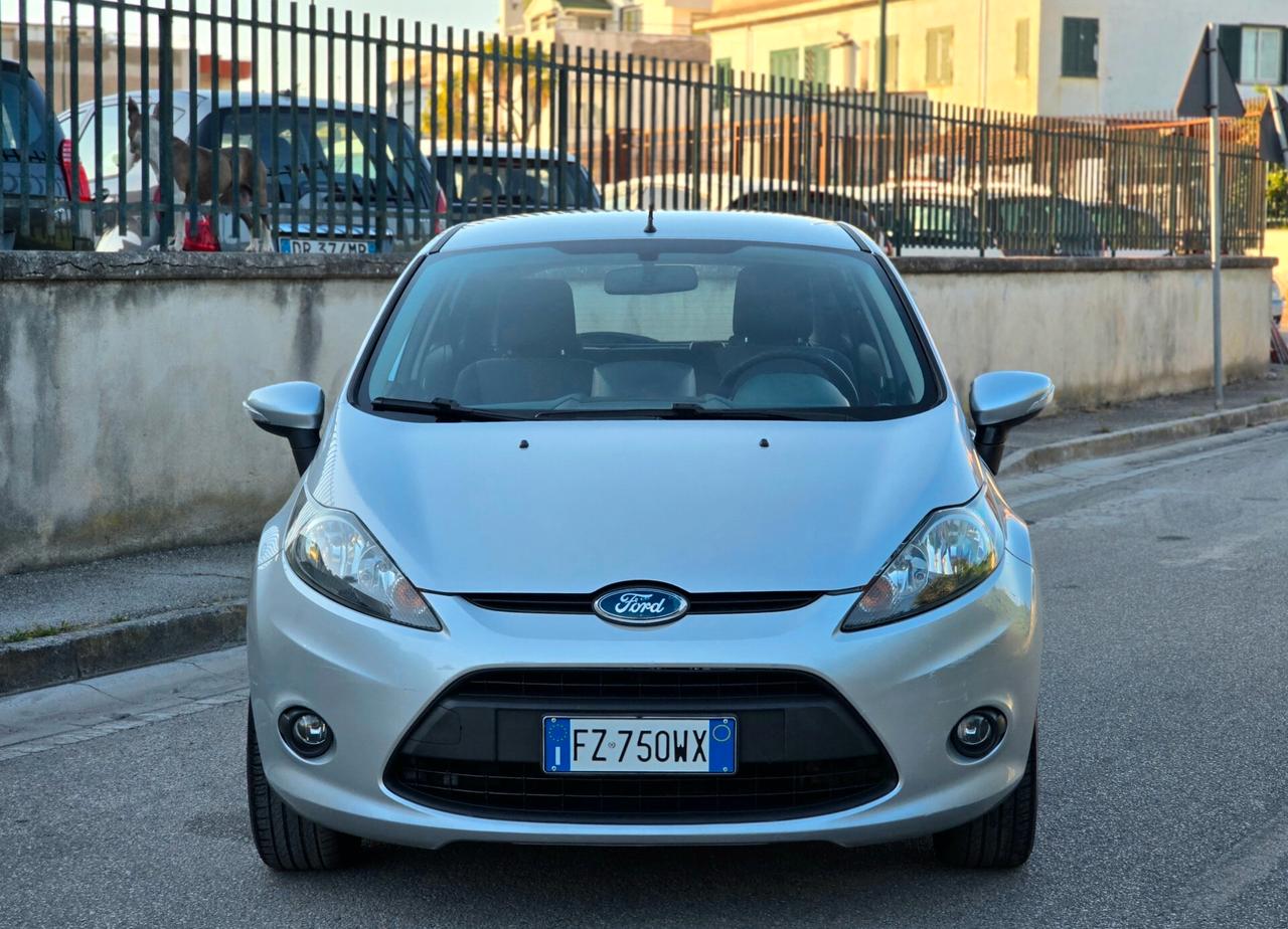 FORD FIESTA 5 PORTE 1.4 GPL 2011 PERFETTA DI TUTTO