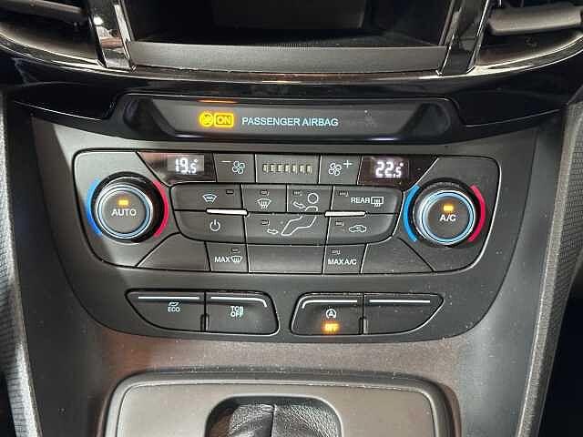 Ford Tourneo Connect 1.5 TDCi 120 CV Titanium