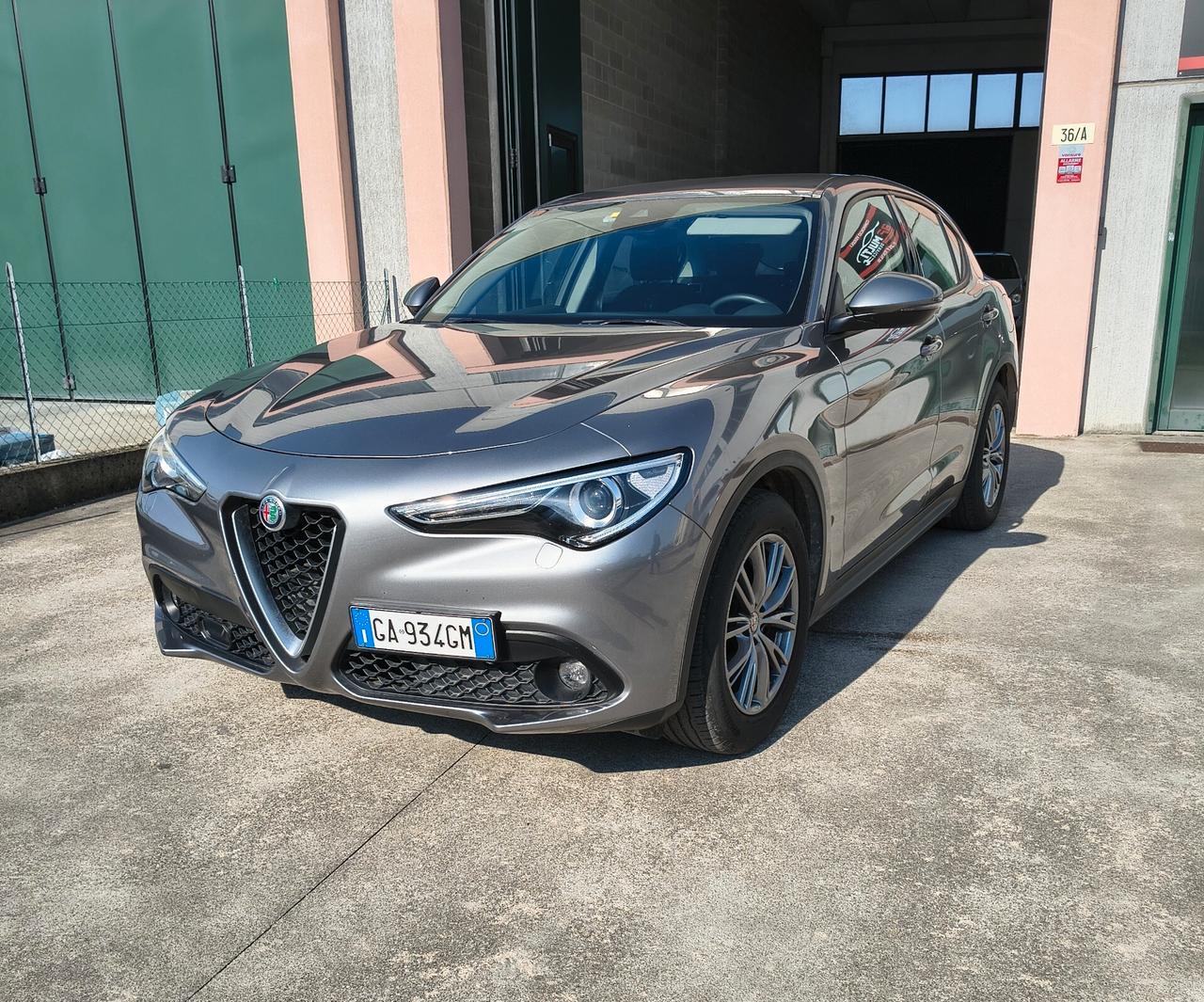 Alfa Romeo Stelvio 2.2 Turbodiesel 160 CV AT8 RWD Business