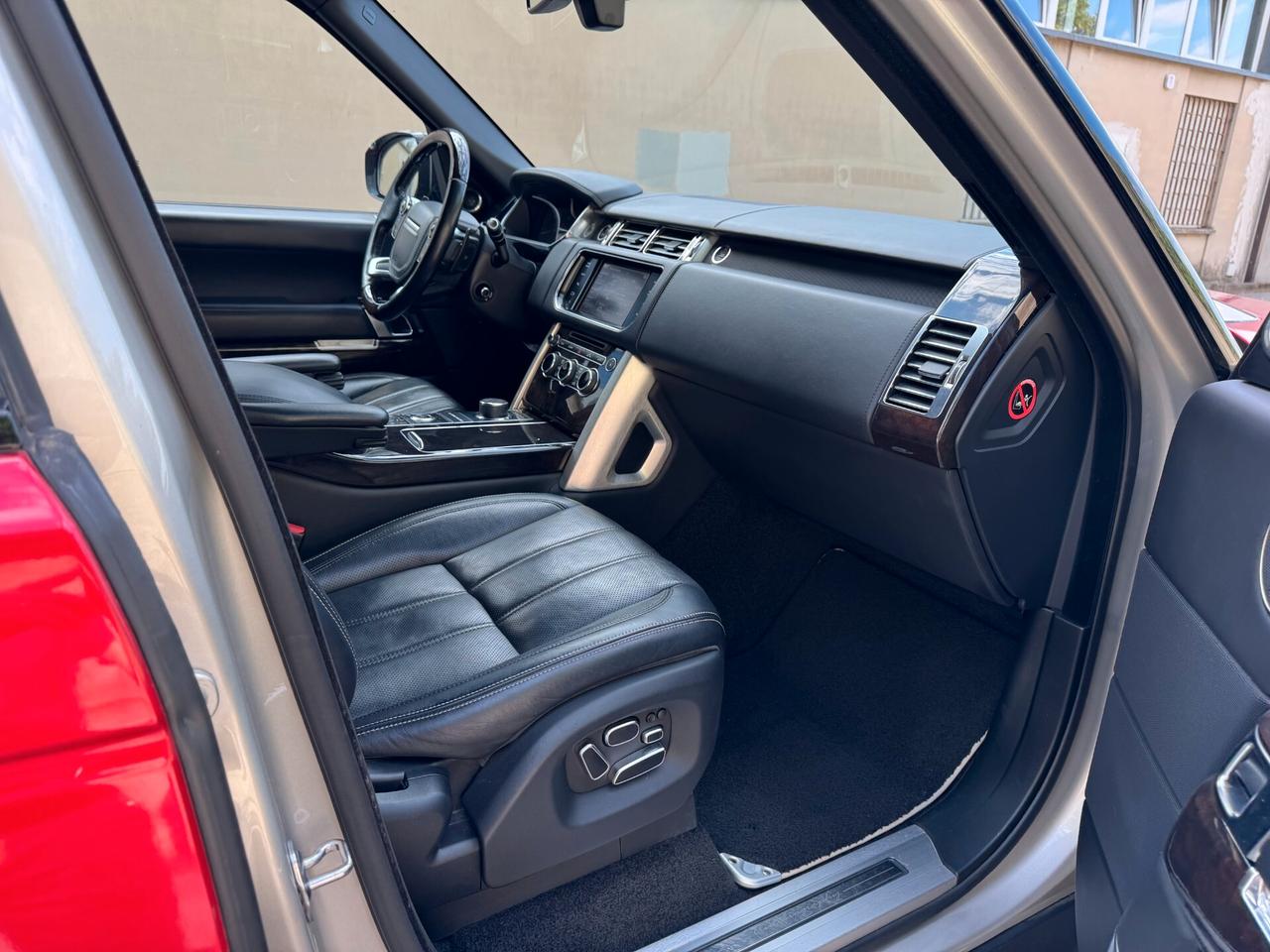 Land Rover Range Rover 3.0 TDV6 Autobiography