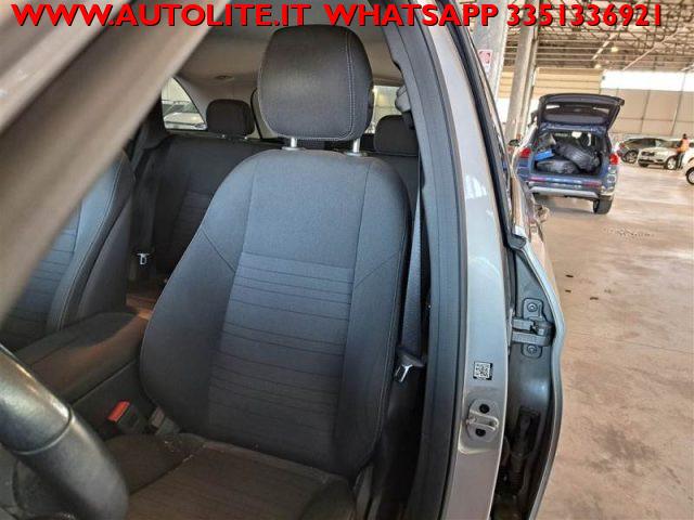 MERCEDES-BENZ GLC 300 e 4Matic EQ-Power Business Extra