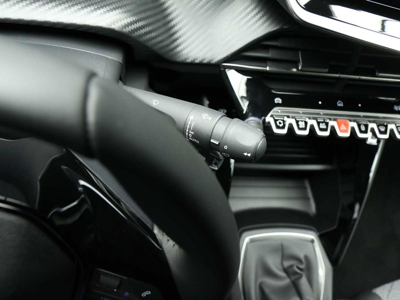 Peugeot 208 1.2 PureTech 100CV S&S 5p. Allur #9779