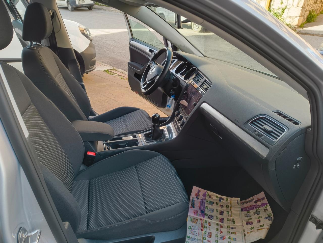 Volkswagen Golf 1.6 TDI 115 CV 5p. Business BlueMotion Technology