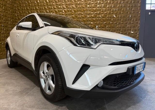 Toyota C-HR 1.2 Turbo Business