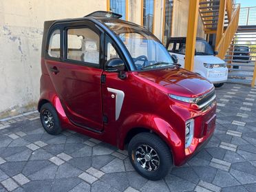 DELTA Plus scooter cabinato anziani/disabili microcar