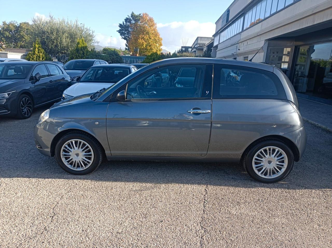 Lancia Ypsilon 1.2 Argento