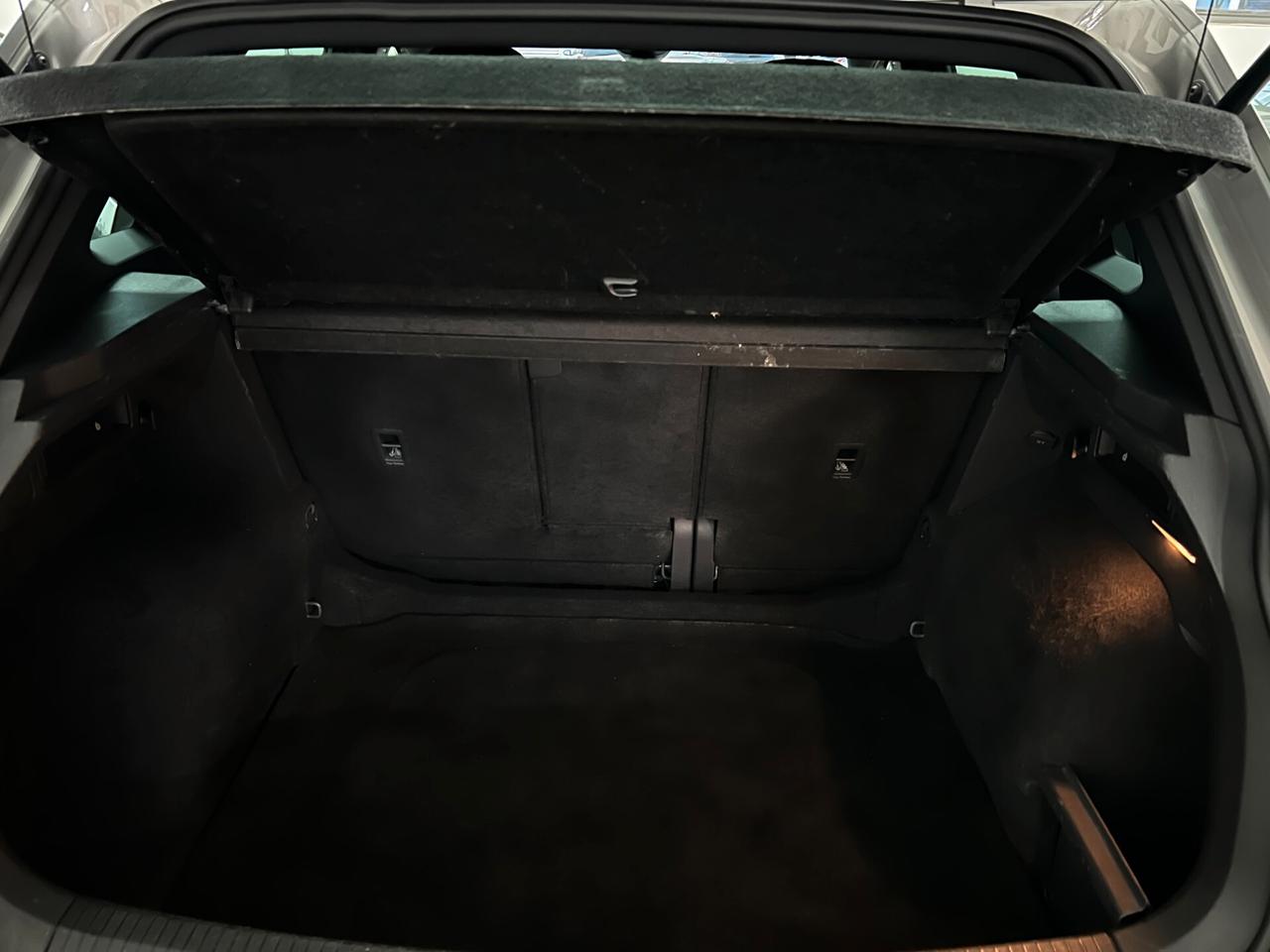 Volkswagen Tiguan 2.0 Executive R-Line