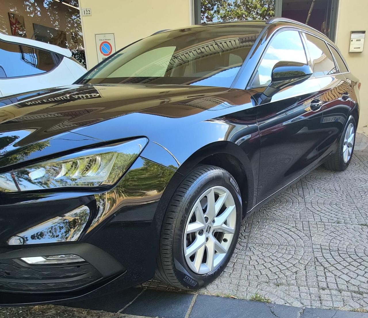 Seat Leon Sportstourer 2.0 TDI Business 2023