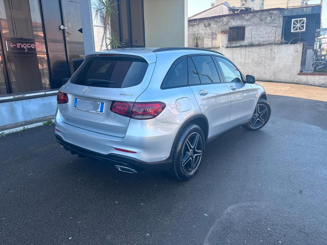 MERCEDES-BENZ GLC 220D 4MATIC PREMIUM NAVI-LED