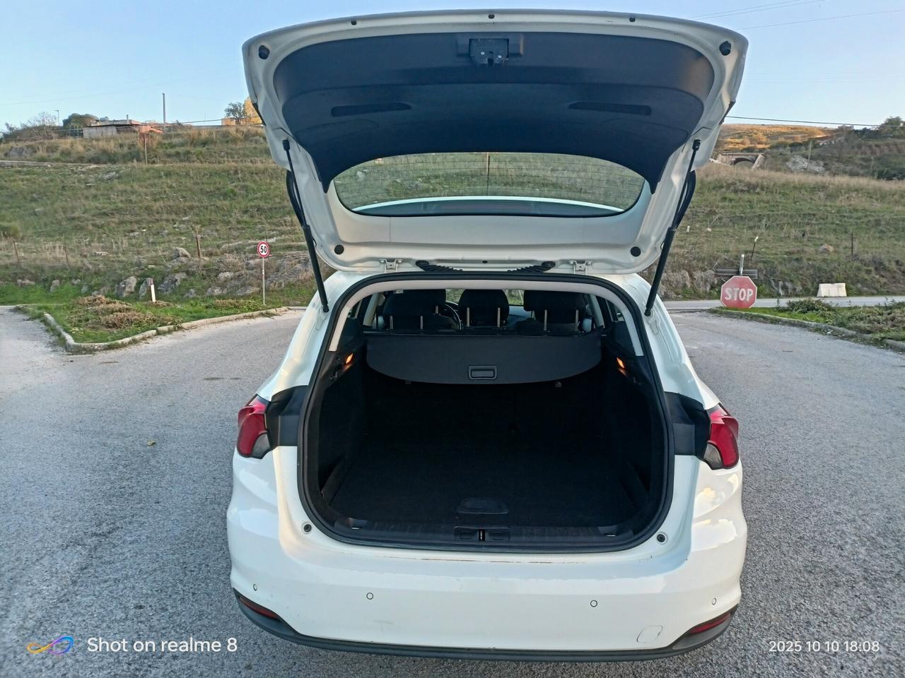 Fiat Tipo 1.6 Mjt S&S SW Lounge