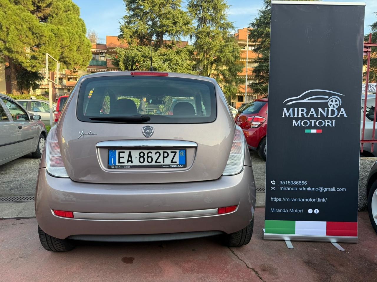 Lancia Ypsilon 1.2 Versus