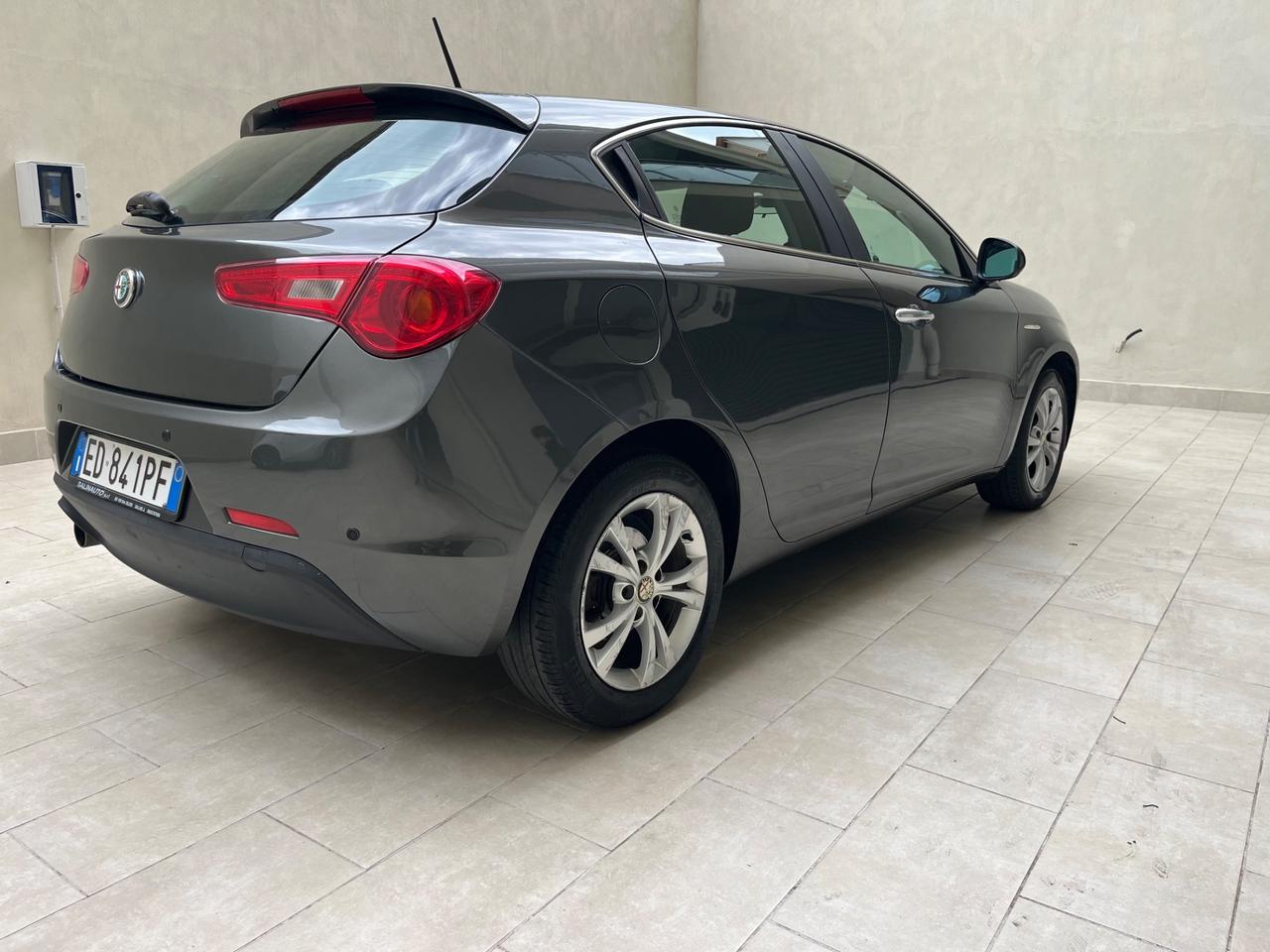 Alfa Romeo Giulietta 1.6 JTDm-2 105 CV Progression