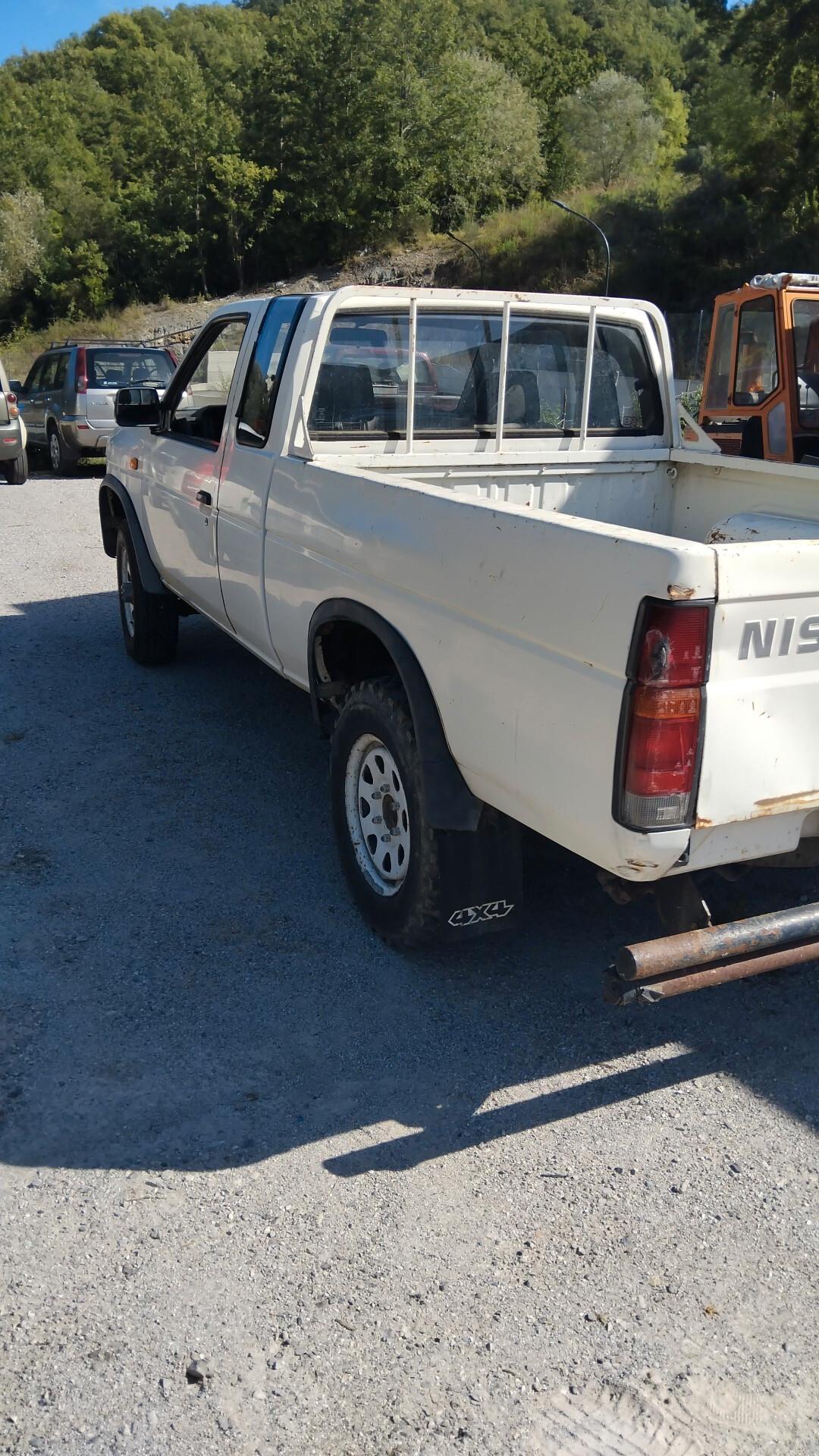 Nissan Pick Up 2.5 diesel 2 porte King Cab