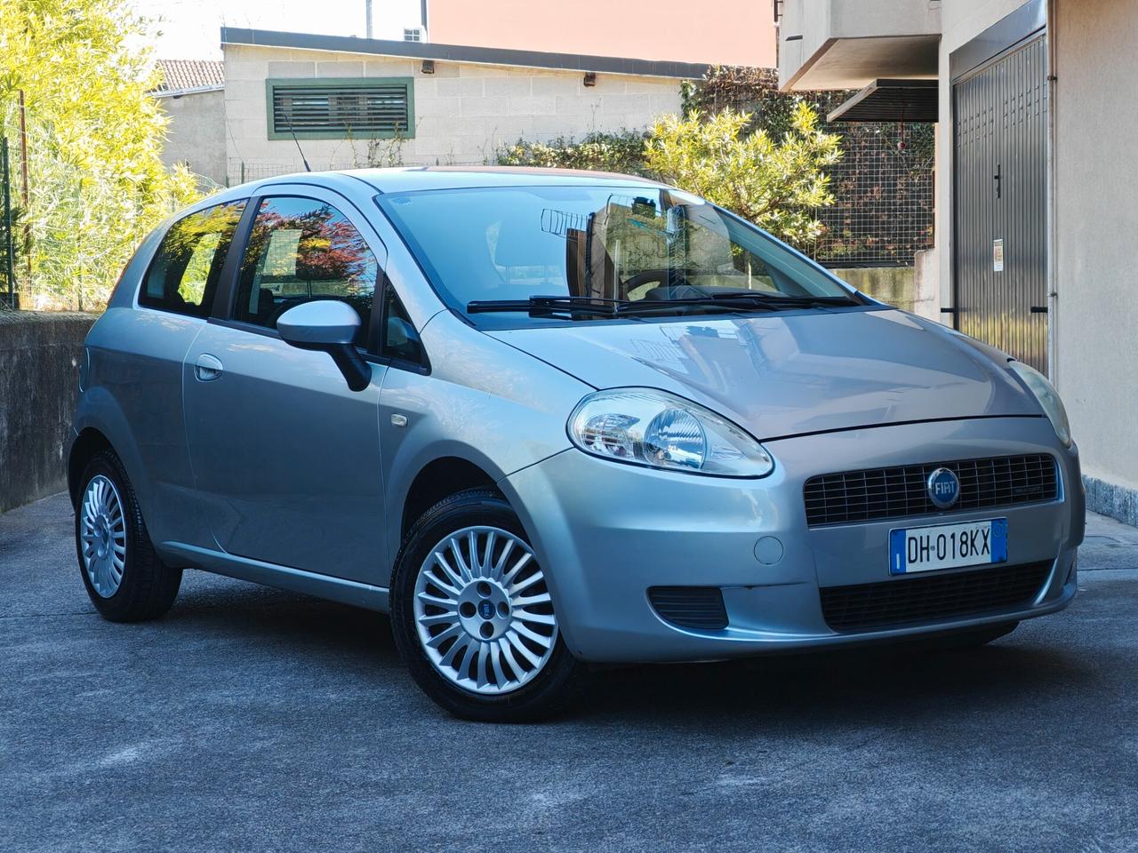 Fiat G. Punto 1.3 DIESEL 75cv / 31.600km / Unipro