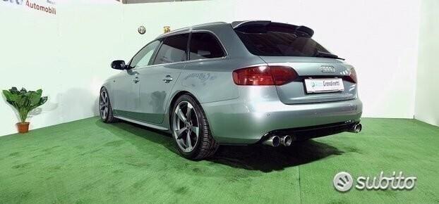 Audi A4 2.0 tdi 143 cv multitronic 2010