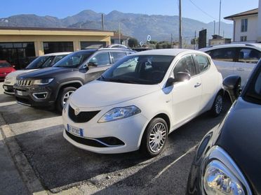 LANCIA Ypsilon 1.2 69 CV 5 porte Silver