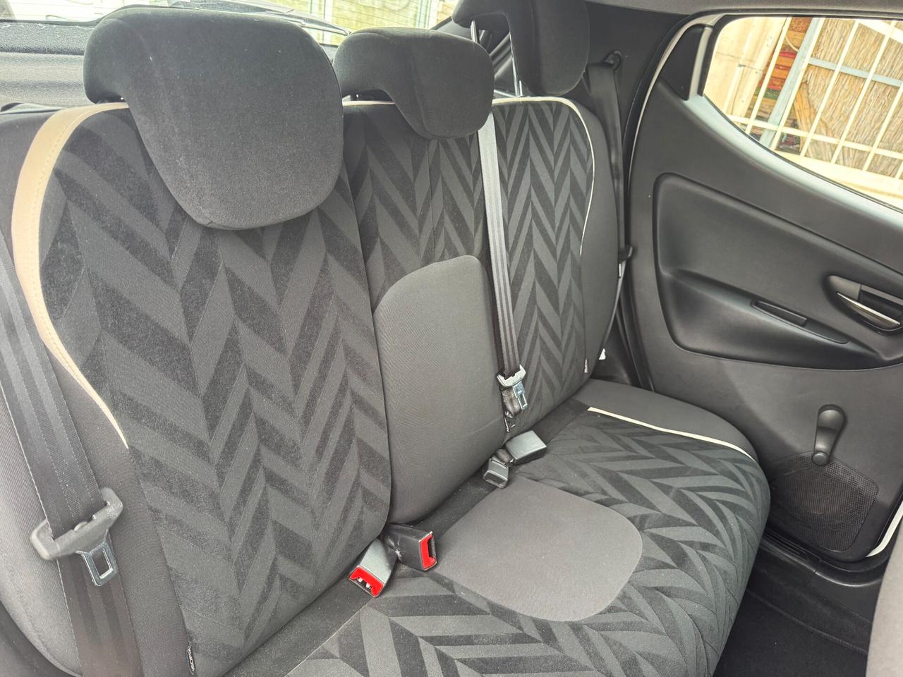 Lancia Ypsilon 1.2 GPL ECOCHIC 12/2016