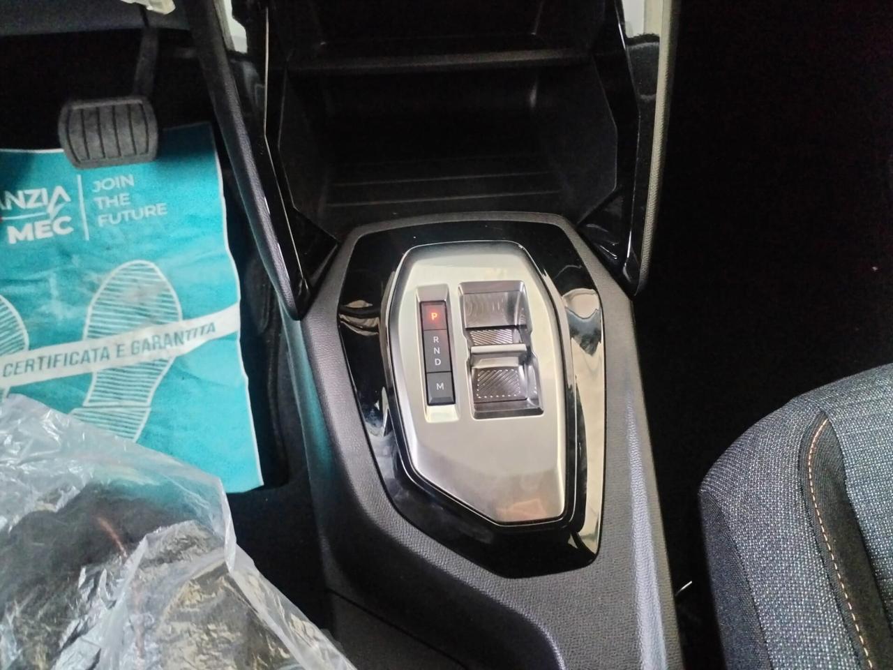 Peugeot 208 Hybrid 110 e-DCS6 Style