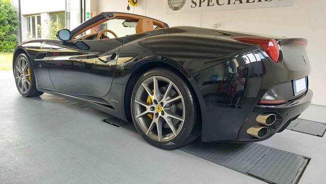 FERRARI California 13000km pari al nuovo IVA esposta