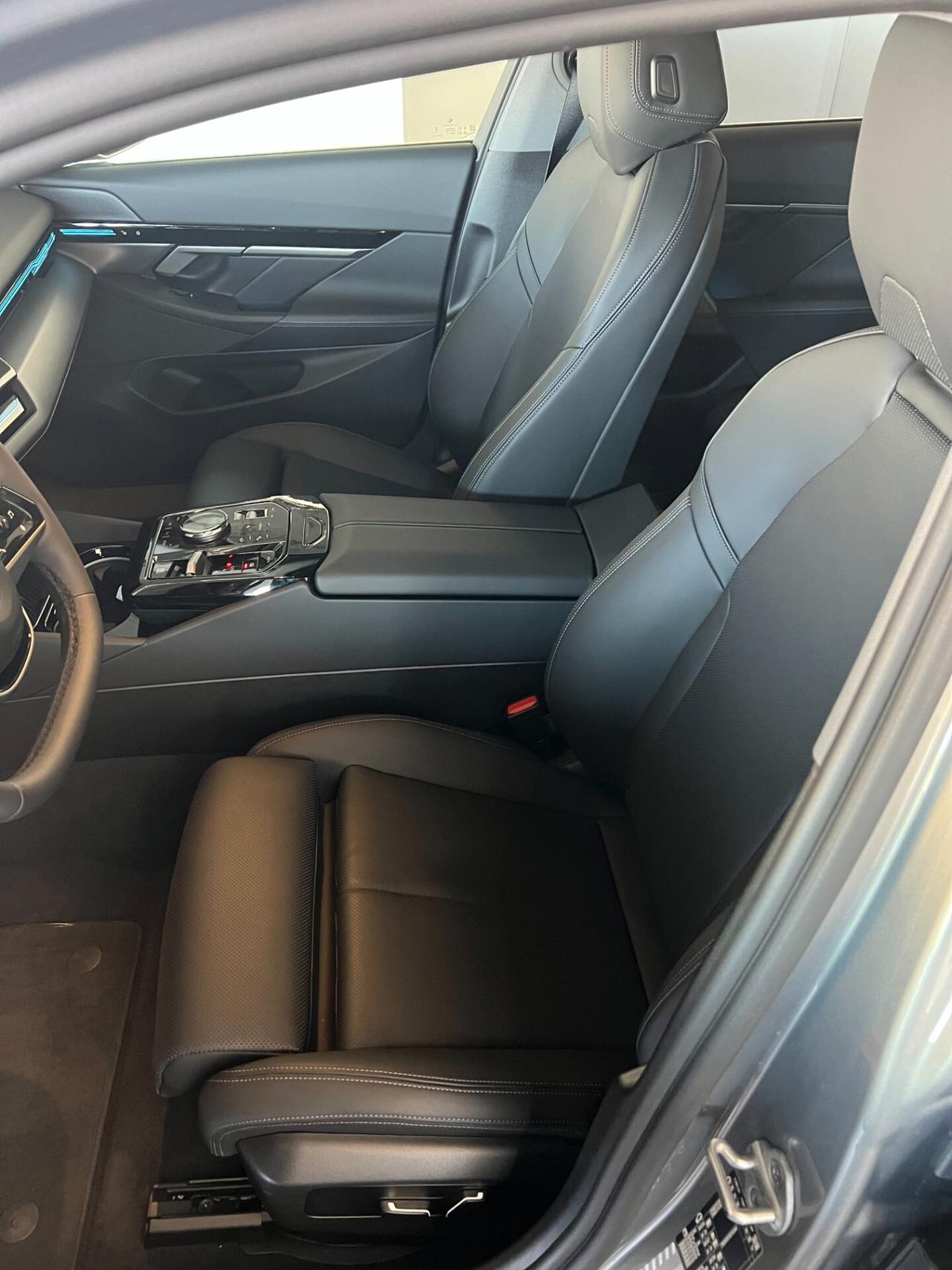 Bmw 520 520d SEDAN