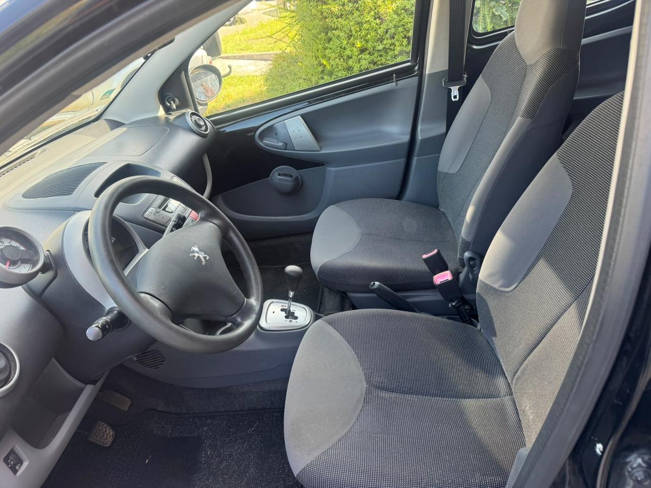 Peugeot 107 1.0 68CV 5p. Cambio automatico