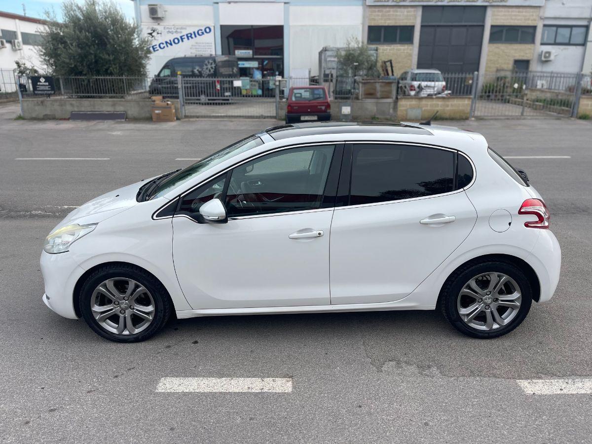 PEUGEOT - 208 - 1.6 e-HDi 92 CV S&S 5p. Allure