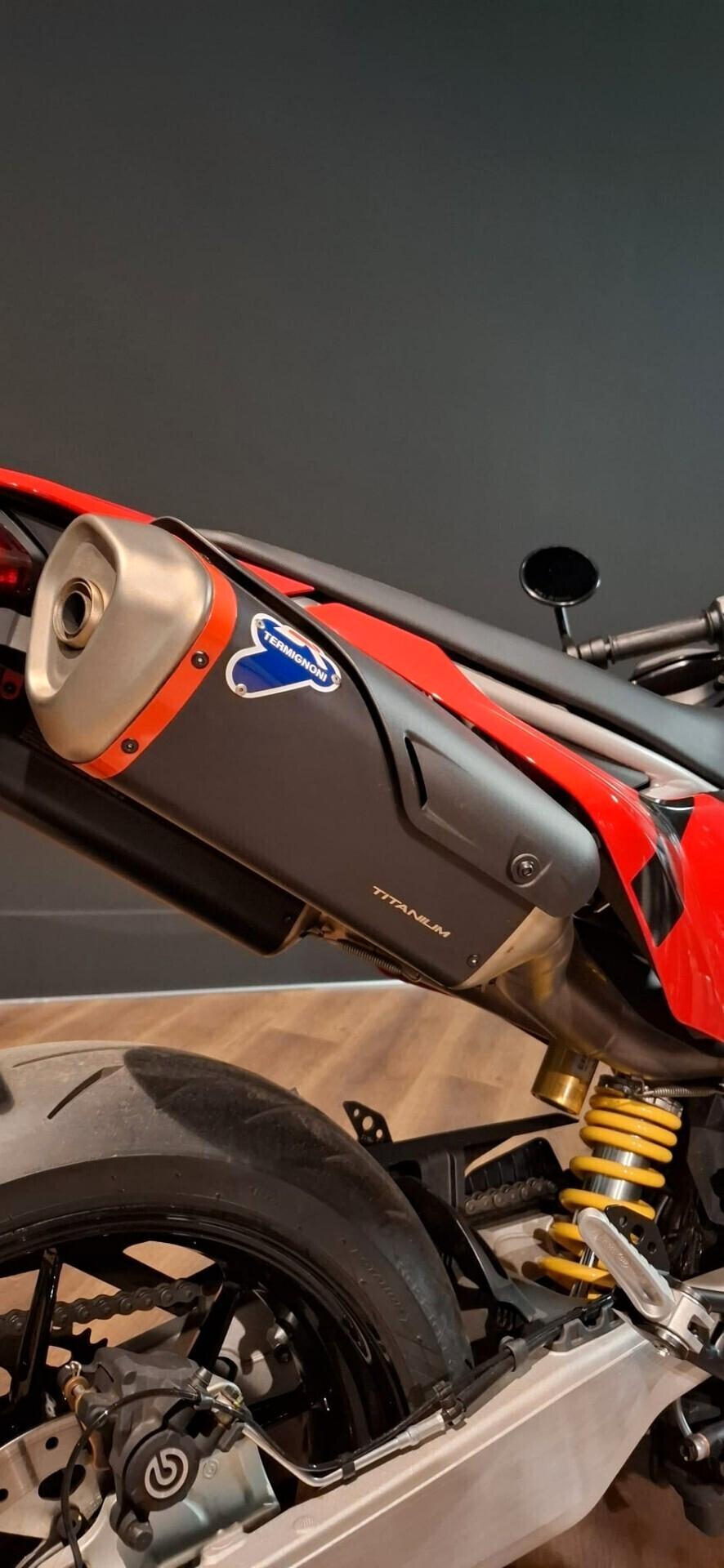 Ducati Hypermotard 698