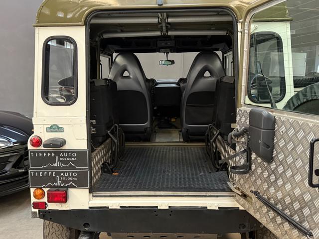 LAND ROVER Defender 90 2.5 Tdi Hard-top