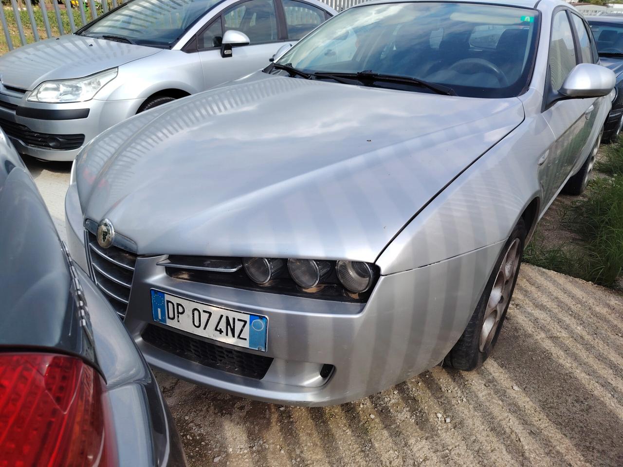 Alfa Romeo 159 1.9 JTDm Sportwagon Distinctive