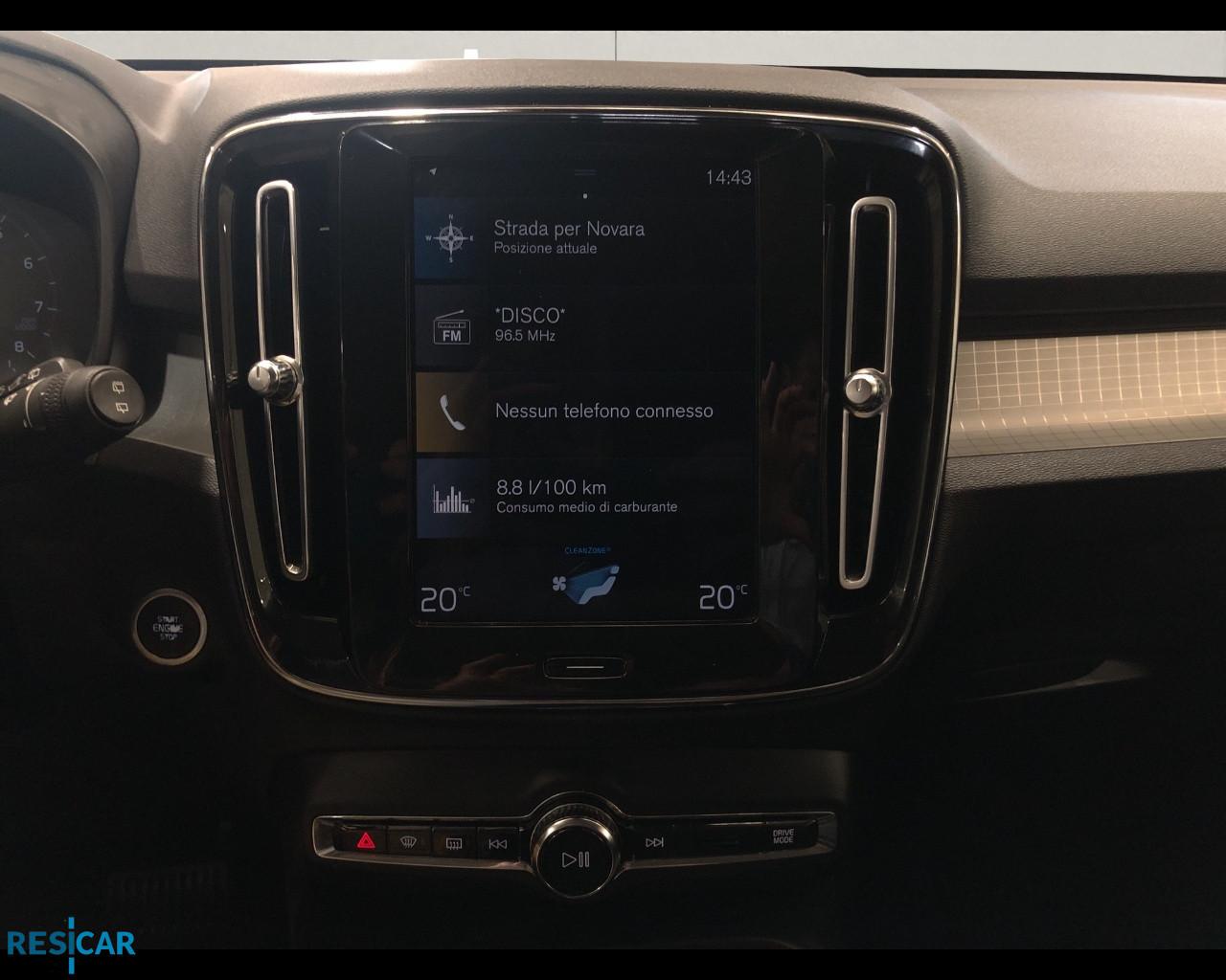 VOLVO XC40 1.5 t3 Momentum Pro 163cv auto my21