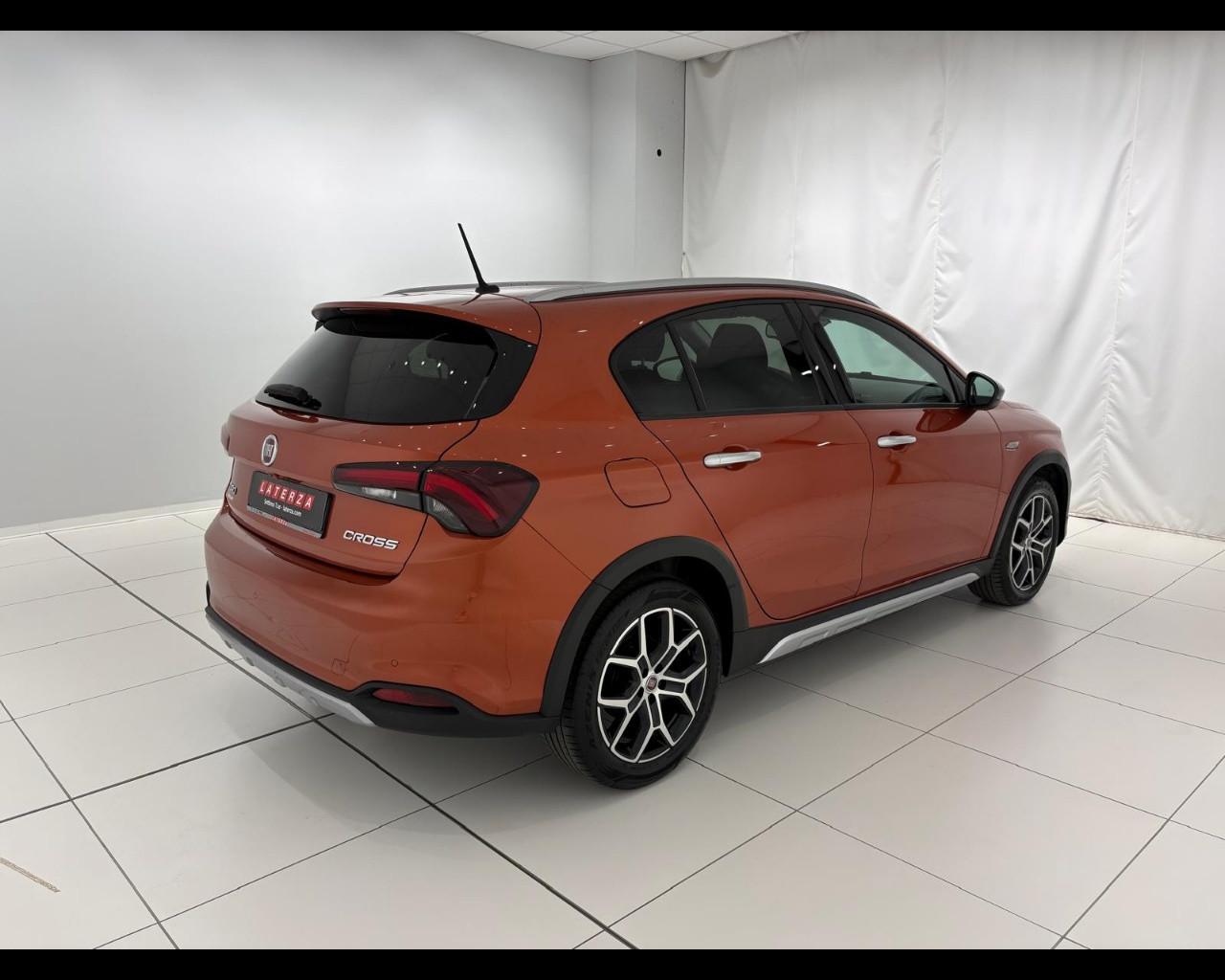 FIAT Tipo 5p 1.0 Cross 100cv