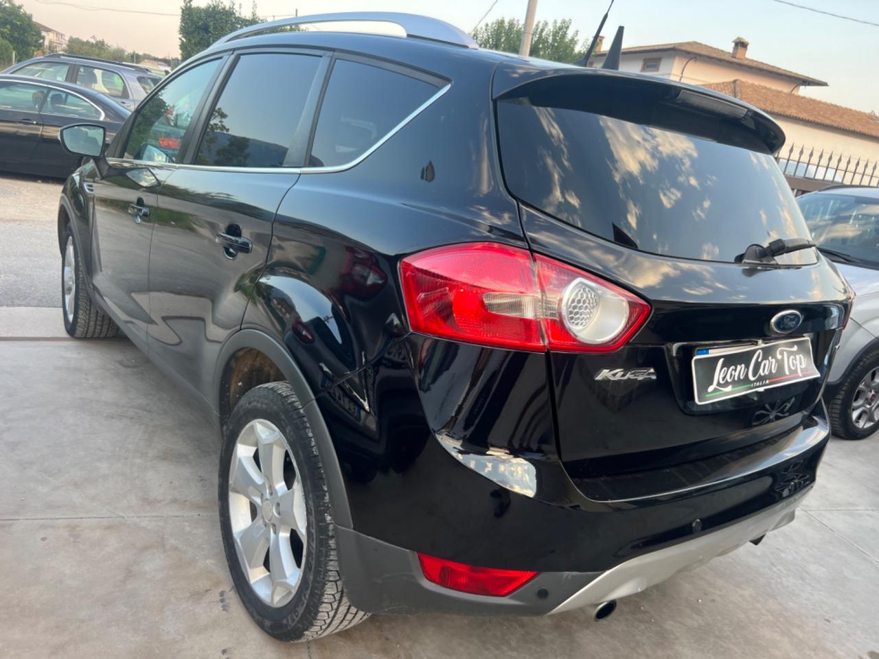Ford Kuga 2.0 TDCi 136 CV 4WD Full gommata e taglaindata