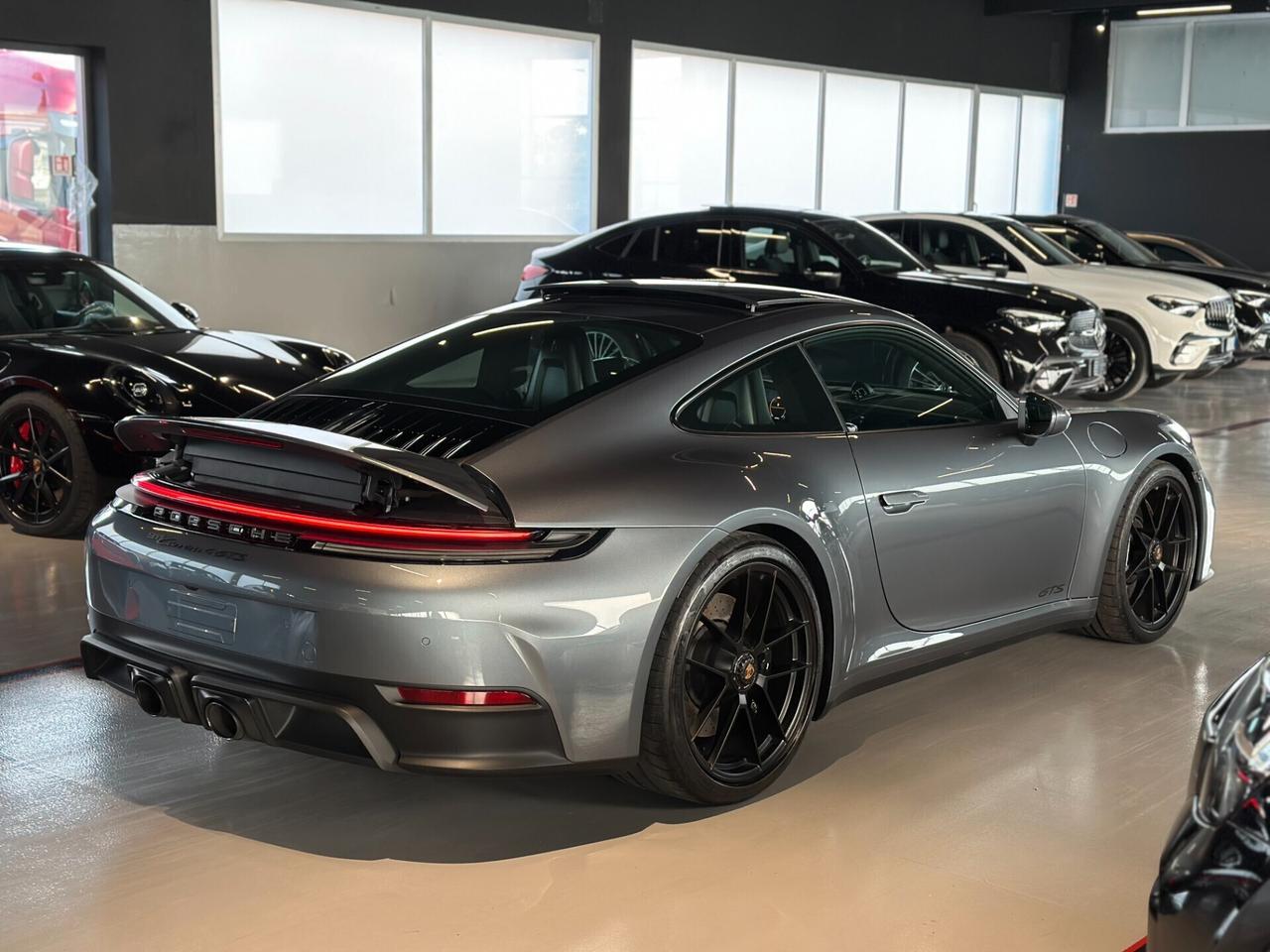 Porsche 911 Carrera 4 GTS Liftsystem